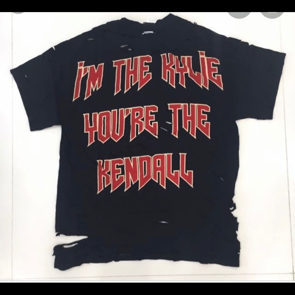 KYLIE JENNER OFFICIAL SHIRT